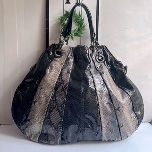 Vintage Nine West black ,grey and tan snakeskin pattern handbag
